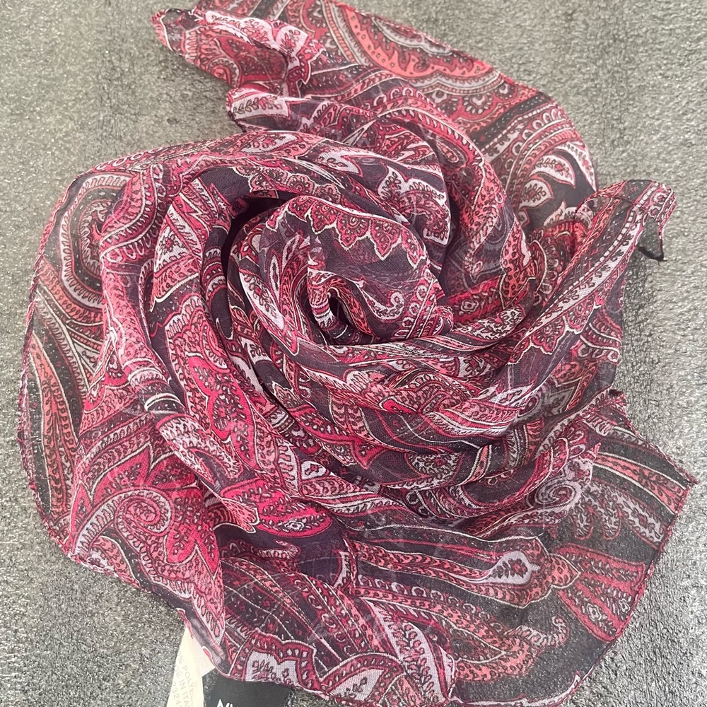 Women’s Paisley print scarf by NY & Co